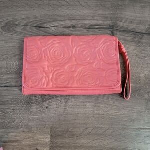 Nine & Co large wristlet